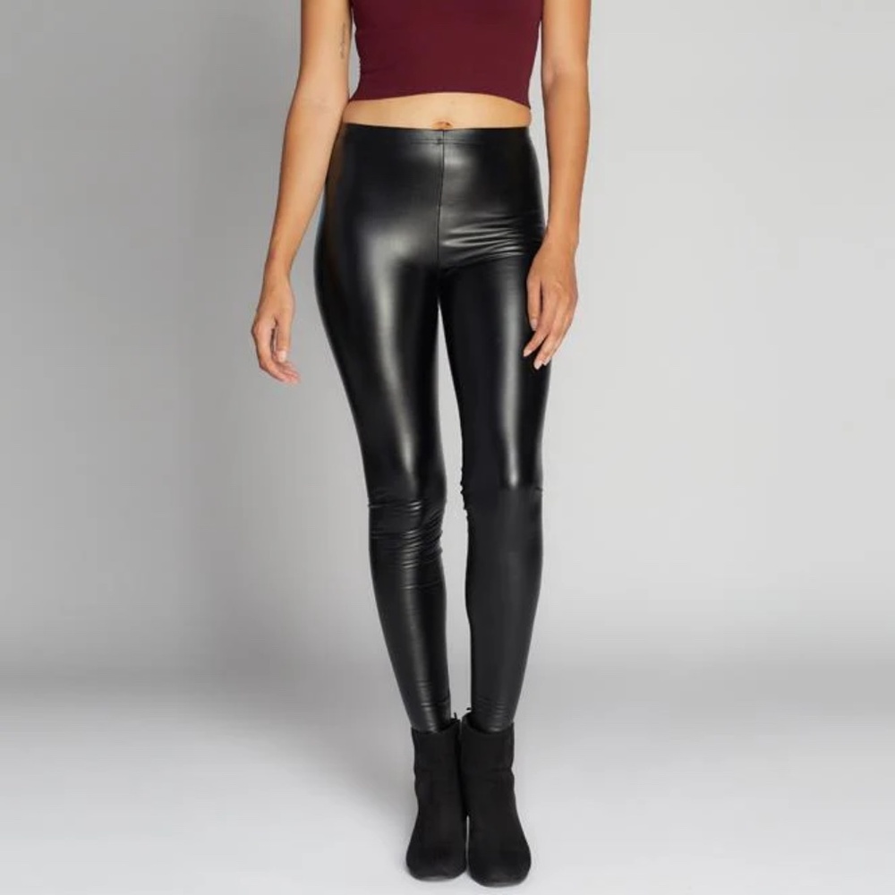 2 FOR $12!  C’est Moi Liquid Leggings